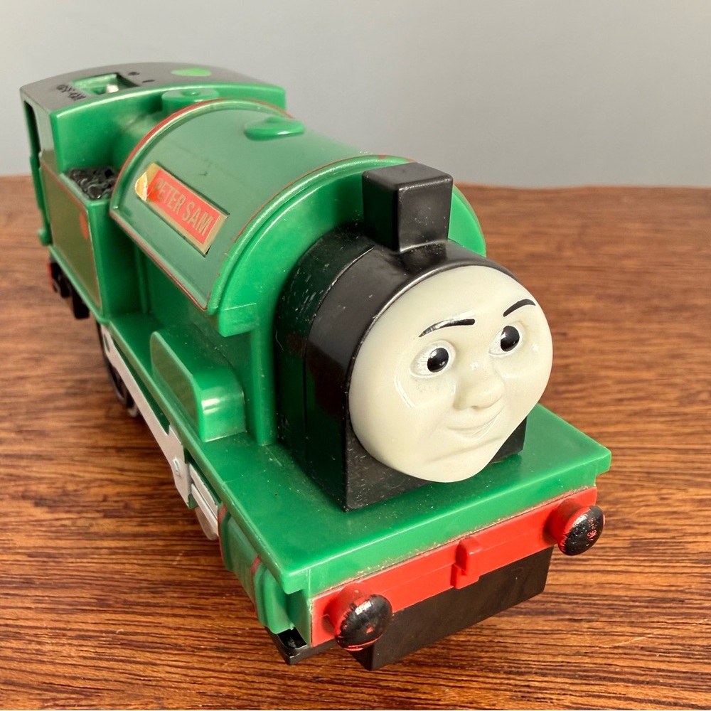 Thomas & Friends Trackmaster Motorized Peter Sam Engine